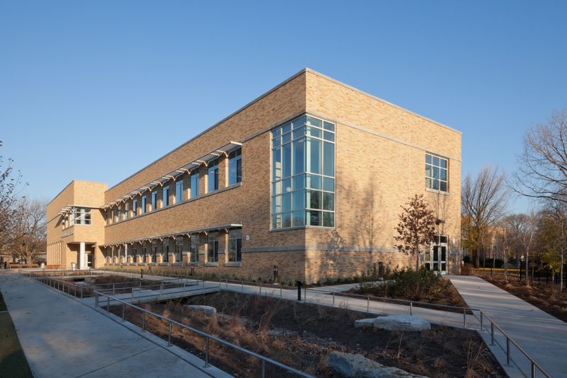 Sauganash Elementary School Addition (2011)