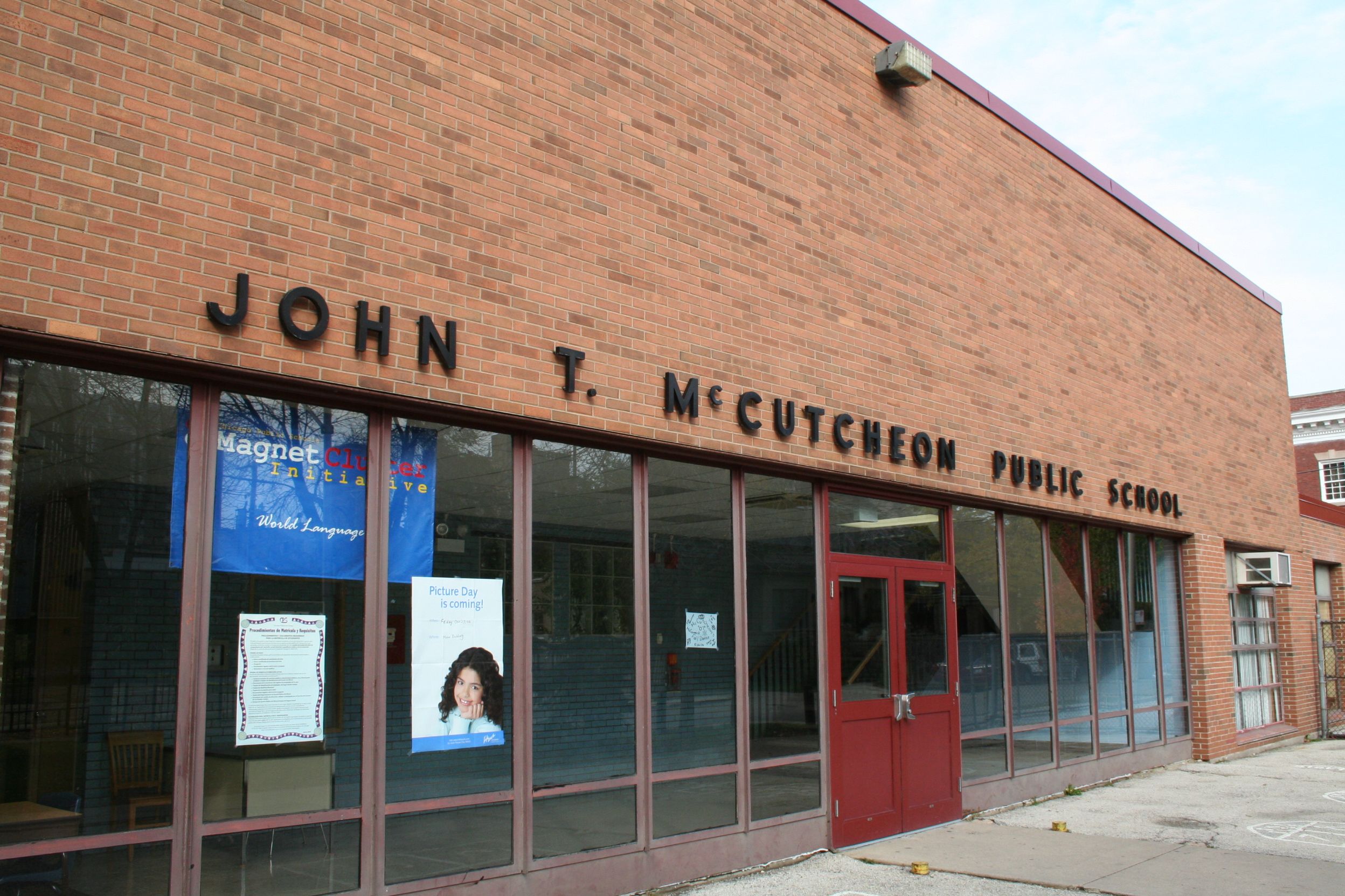featured image John T McCutcheon Elementary School & Branch